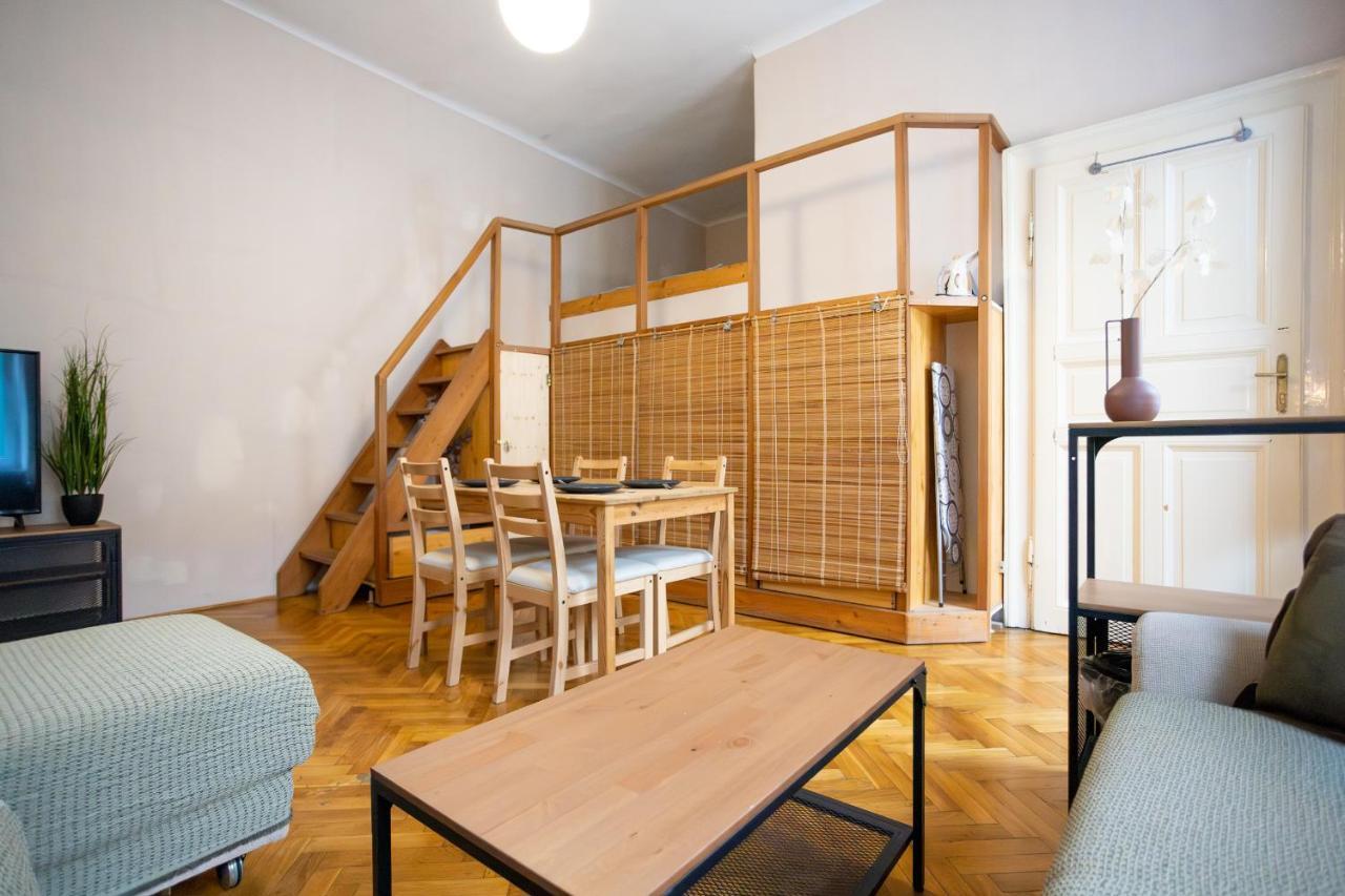 Apartment With Free Parking Budapest Exteriör bild